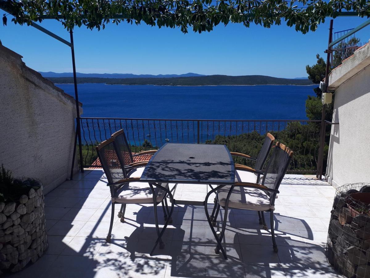 Apartments With A Parking Space Zavala, Hvar - 8912 Kültér fotó
